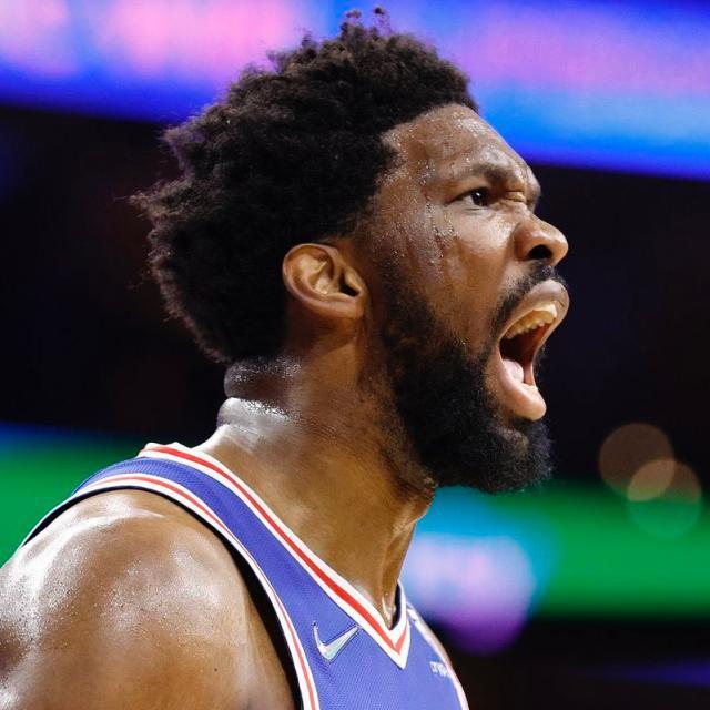 1650362201007035220.jpg 五星体育官网-两战25罚引纳斯不满 恩比德:下一场我会打得更凶!