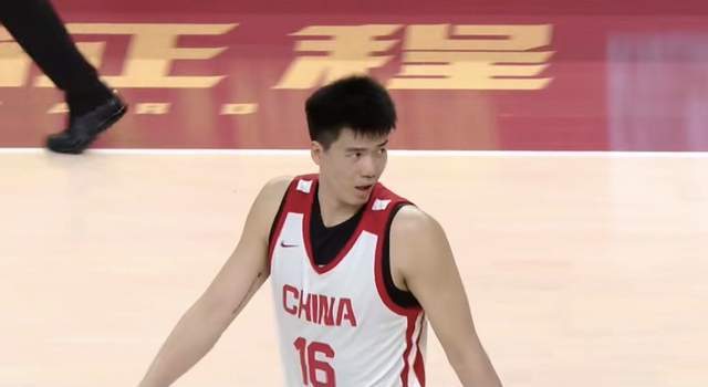 五星体育-群星闪耀，中国男篮热身赛小胜，王俊杰抢11个进攻篮板，徐昕10+8